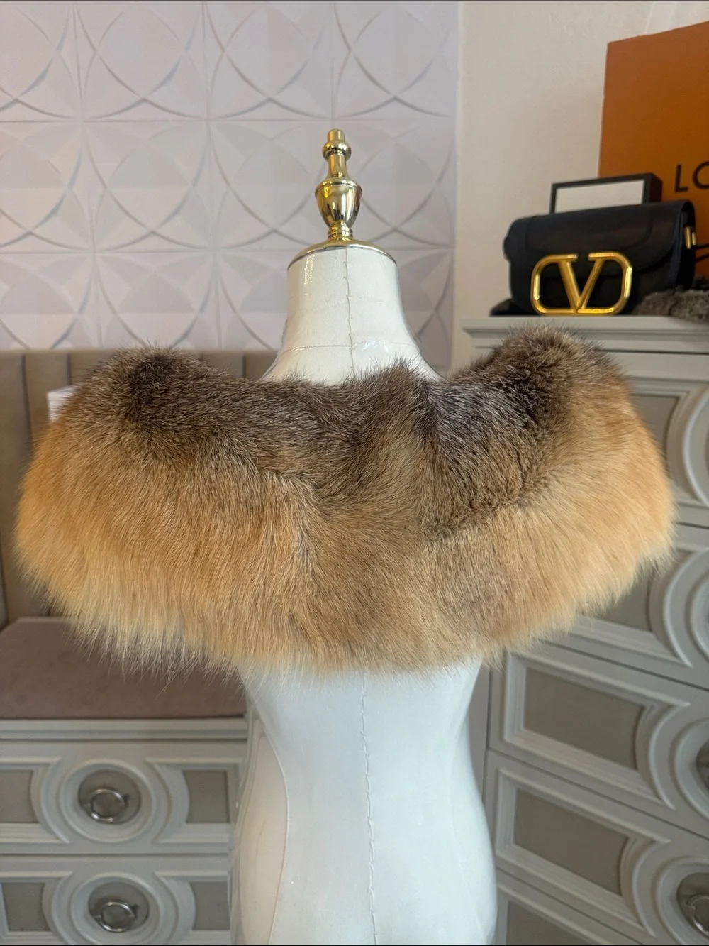 Saga red Fox fur thick wrap collar
